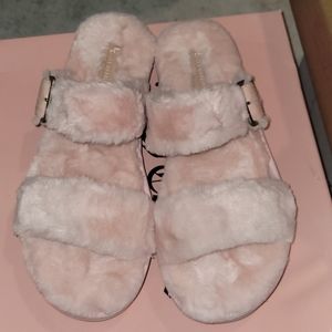 KOOLABURRA BY UGG FAUX FUR SLIPPER size 10